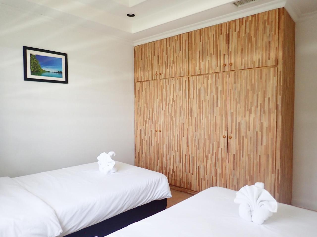 Blue Ocean View Hotel Koror Exterior photo