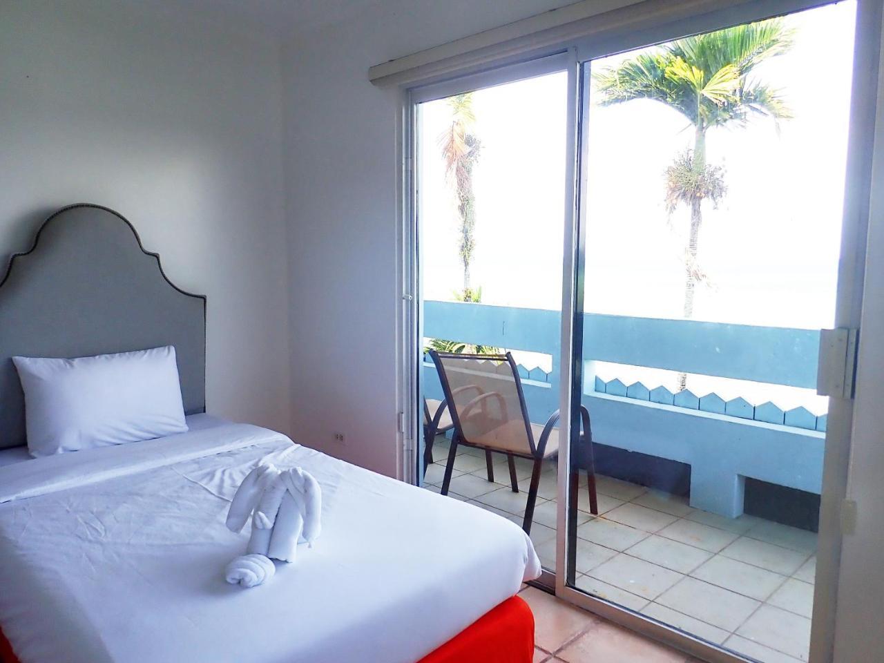 Blue Ocean View Hotel Koror Exterior photo