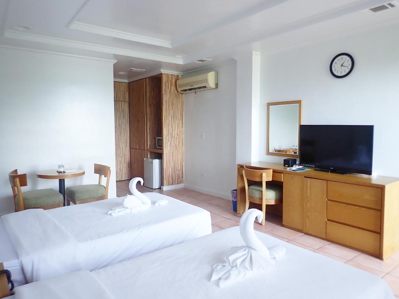 Blue Ocean View Hotel Koror Exterior photo